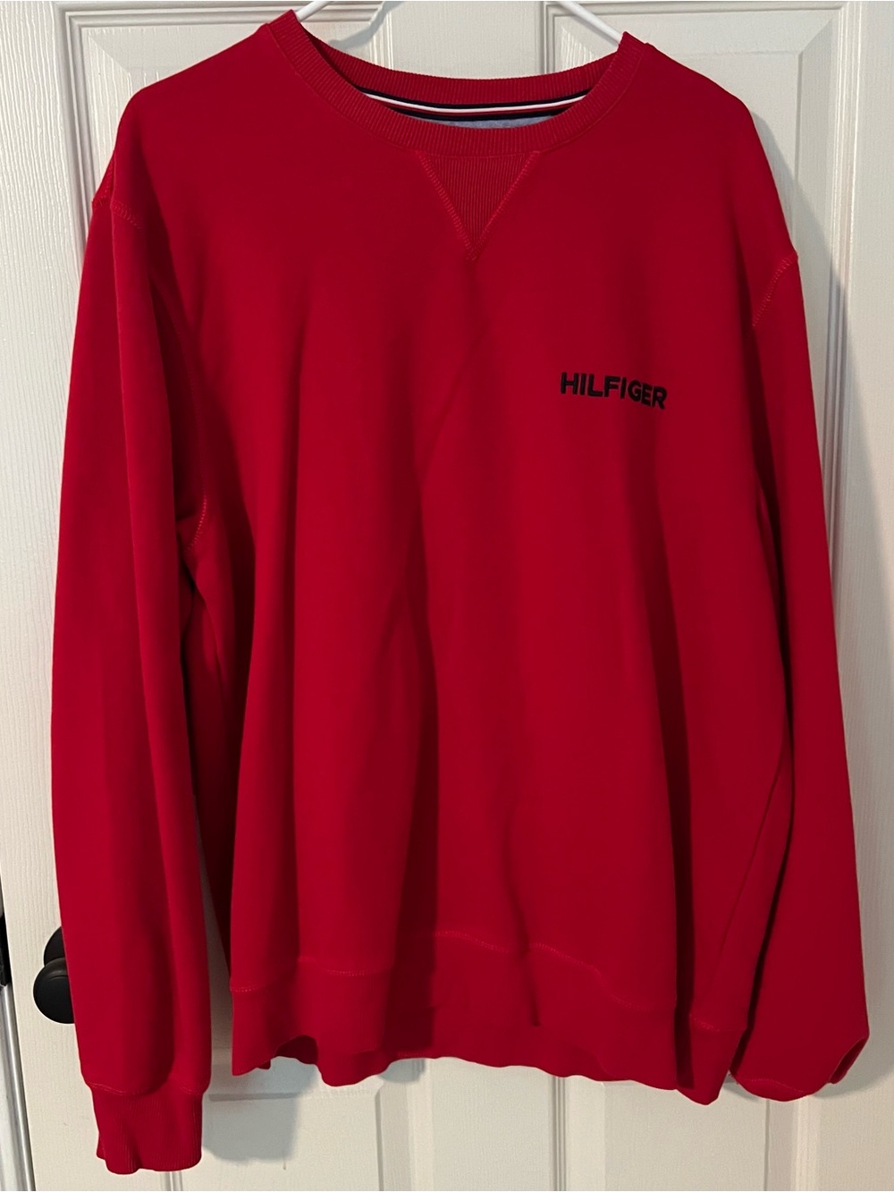 Tommy Hilfiger Red Men's Crewneck Sweatshirt with Logo